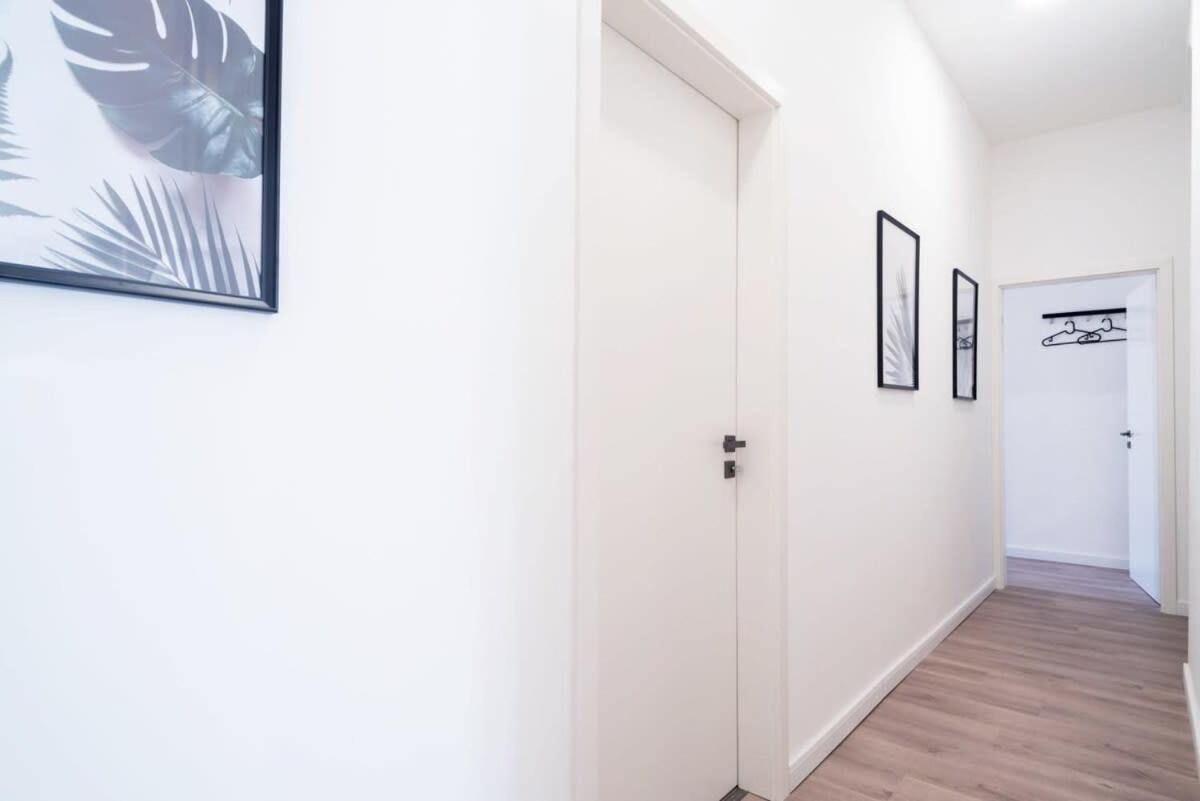 Large Apartment At Perfect Central Location Budapest Exterior photo