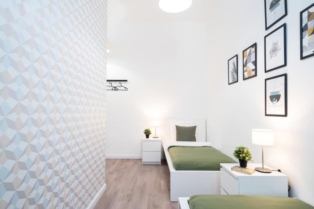 Large Apartment At Perfect Central Location Budapest Exterior photo