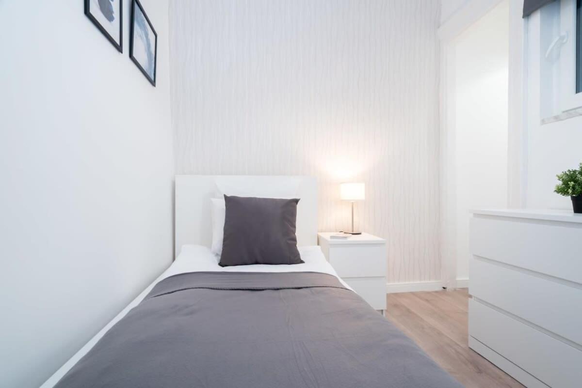 Large Apartment At Perfect Central Location Budapest Exterior photo