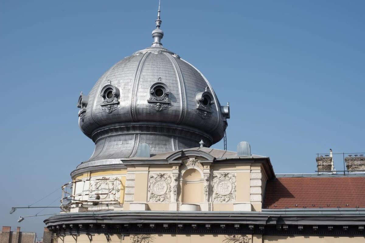 Large Apartment At Perfect Central Location Budapest Exterior photo